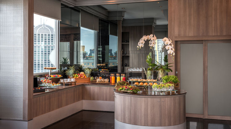 DoubleTree by Hilton Bangkok Ploenchit Meeting