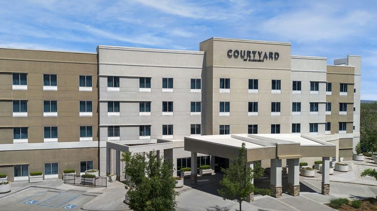 Courtyard Atlanta Kennesaw Exterior