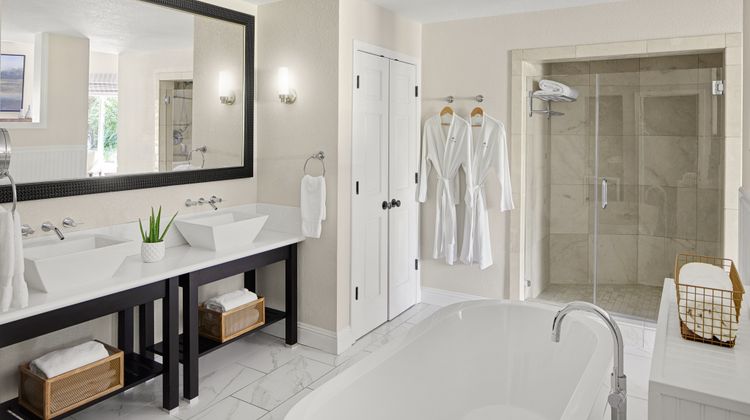 Milliken Creek Inn & Spa Room