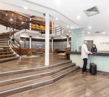 Littomore Hotel on Stewart Lobby