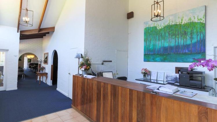 Kingsley Motel Lobby