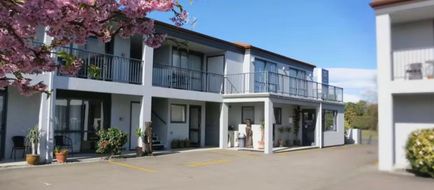Ascot Motor Inn Exterior