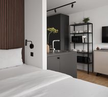 Bob W Munich Schwabing Room