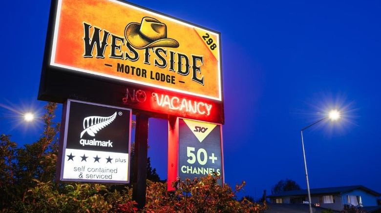 <b>298 Westside Motor Lodge Exterior</b>. Images powered by <a href="https://www.leonardoworldwide.com/" title="Leonardo Worldwide" target="_blank">Leonardo</a>.