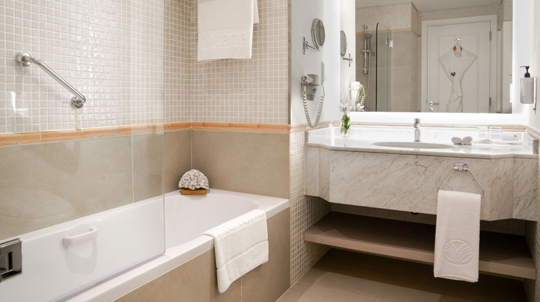 <b>Beach Rotana - all suites Room</b>. Images powered by <a href="https://www.leonardoworldwide.com/" title="Leonardo Worldwide" target="_blank">Leonardo</a>.