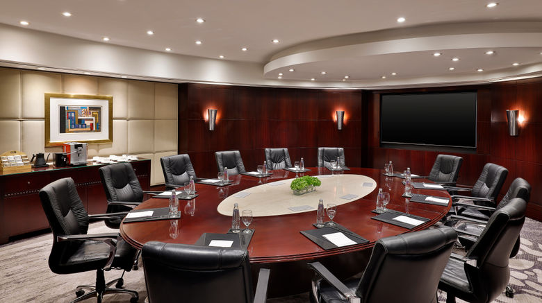 <b>Beach Rotana Residences Meeting</b>. Images powered by <a href="https://www.leonardoworldwide.com/" title="Leonardo Worldwide" target="_blank">Leonardo</a>.