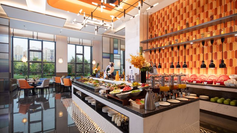 <b>Hampton Hilton YZY West Railway Restaurant</b>. Images powered by <a href="https://www.leonardoworldwide.com/" title="Leonardo Worldwide" target="_blank">Leonardo</a>.