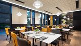 Hampton by Hilton Wuhan OVCEC Restaurant