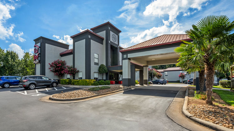Red Roof PLUS+ Henderson Exterior