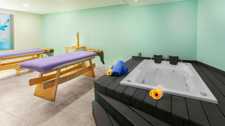 <b>Four Points by Sheraton Medellin Spa</b>. Images powered by <a href="https://www.leonardoworldwide.com/" title="Leonardo Worldwide" target="_blank">Leonardo</a>.