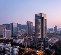 Hilton Garden Inn Xiamen Bailuzhou Park Exterior