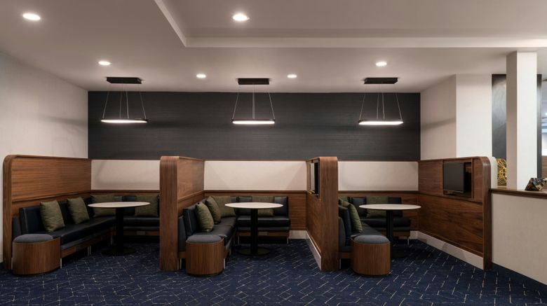 <b>Courtyard Cleveland Beachwood Lobby</b>. Images powered by <a href="https://www.leonardoworldwide.com/" title="Leonardo Worldwide" target="_blank">Leonardo</a>.