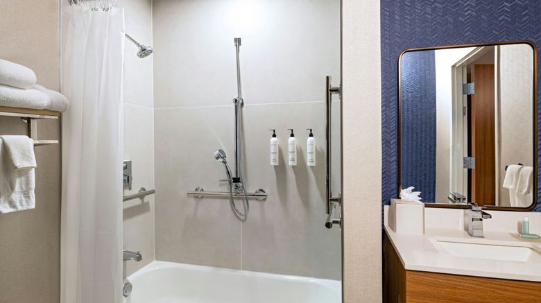 <b>Fairfield Inn Phoenix West Chandler Room</b>. Images powered by <a href="https://www.leonardoworldwide.com/" title="Leonardo Worldwide" target="_blank">Leonardo</a>.