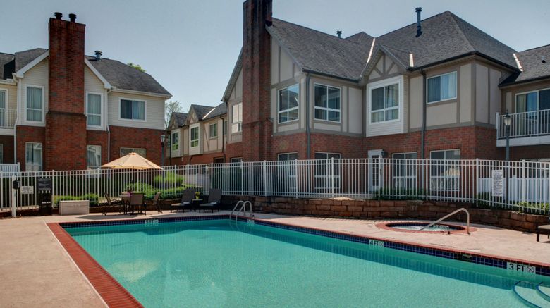 <b>Residence Inn Cleveland Independence Pool</b>. Images powered by <a href="https://www.leonardoworldwide.com/" title="Leonardo Worldwide" target="_blank">Leonardo</a>.