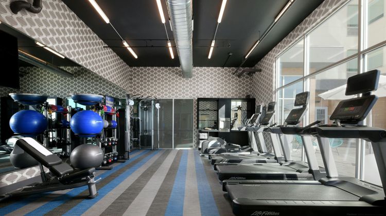 Aloft Dallas Euless Recreation