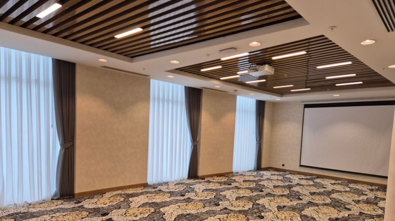 <b>Hilton Garden Inn Termez Airito Meeting</b>. Images powered by <a href="https://www.leonardoworldwide.com/" title="Leonardo Worldwide" target="_blank">Leonardo</a>.