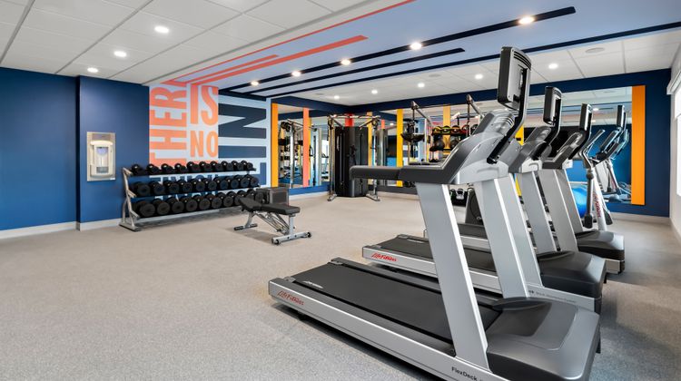 Hampton Inn and Suites by Hilton Corona Health Club