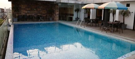 Yogi Midtown Hotel Pool