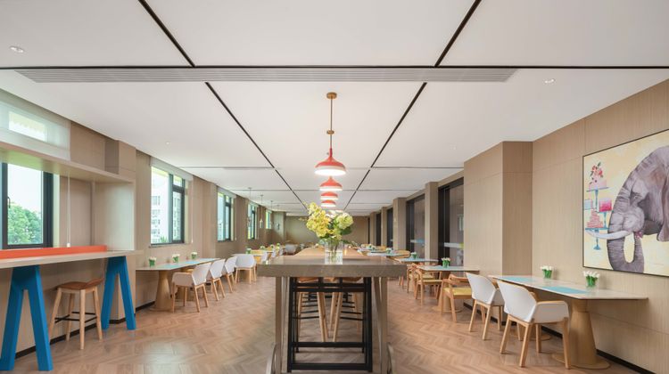 Home2 Suites by Hilton Xishuangbanna Restaurant