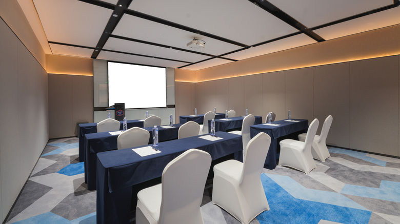 <b>Hampton by Hilton Dalian Jinpu Meeting</b>. Images powered by <a href="https://www.leonardoworldwide.com/" title="Leonardo Worldwide" target="_blank">Leonardo</a>.