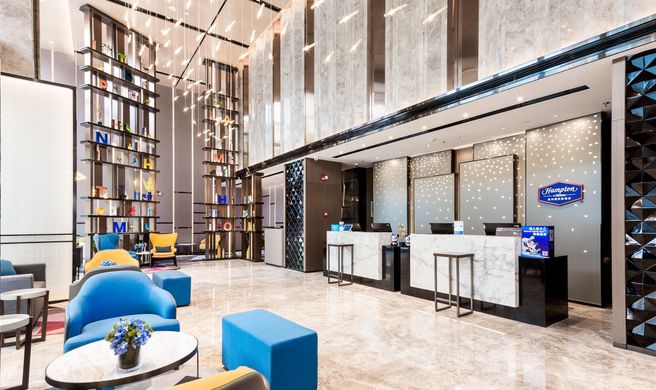 Hampton by Hilton Dalian Zhongshan Lobby