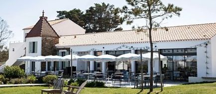 Les Hautes Mers Exterior