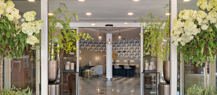 Leonardo Hotel Mainz Exterior