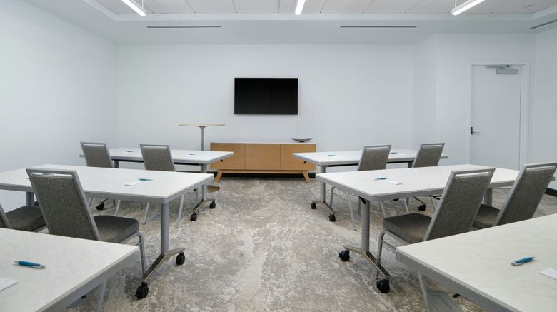<b>Element Lenox Berkshires Meeting</b>. Images powered by <a href="https://www.leonardoworldwide.com/" title="Leonardo Worldwide" target="_blank">Leonardo</a>.