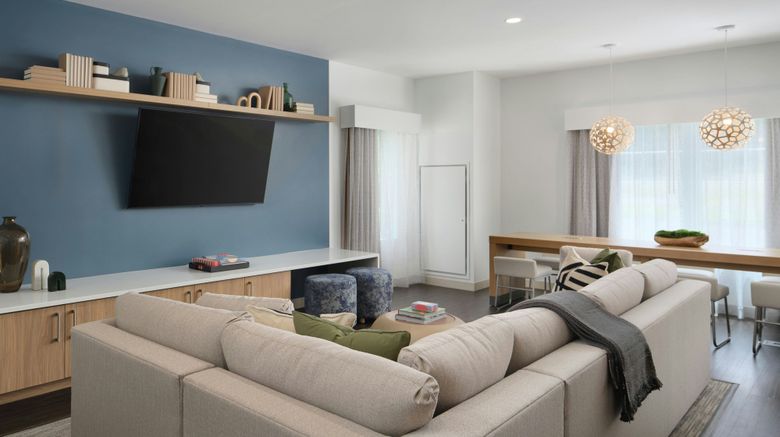 <b>Element Lenox Berkshires Suite</b>. Images powered by <a href="https://www.leonardoworldwide.com/" title="Leonardo Worldwide" target="_blank">Leonardo</a>.