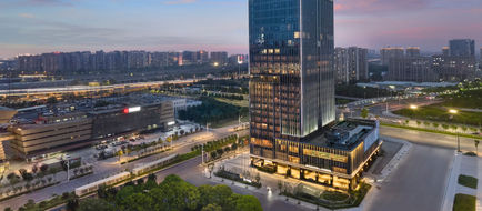 DoubleTree by Hilton Zhengzhou East Exterior