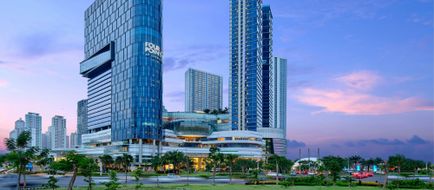 Four Points by Sheraton, Pakuwon Indah Exterior