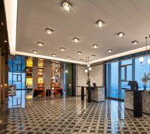Hampton Zhengzhou East Railway Station Lobby