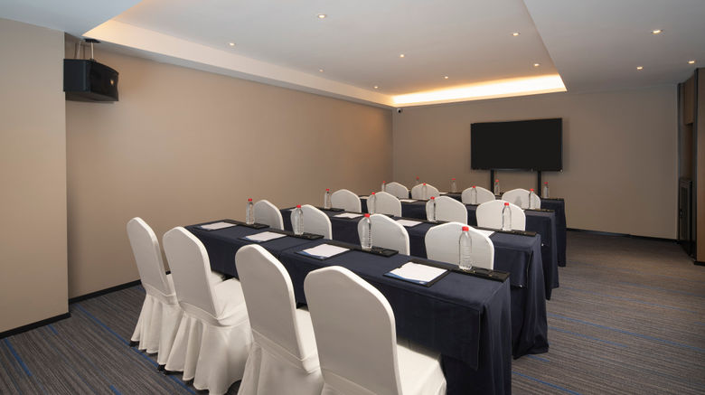<b>Hampton Lhasa Economic Meeting</b>. Images powered by <a href="https://www.leonardoworldwide.com/" title="Leonardo Worldwide" target="_blank">Leonardo</a>.