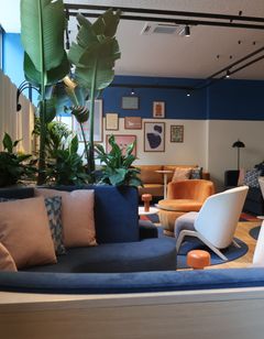 Holiday Inn Expr Suites Principe Real