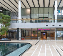 Crowne Plaza Central Station Exterior