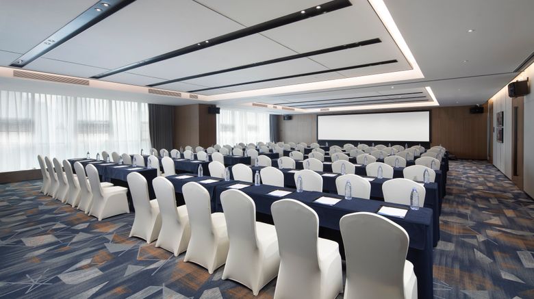 <b>Hampton Bazhong Bazhou Meeting</b>. Images powered by <a href="https://www.leonardoworldwide.com/" title="Leonardo Worldwide" target="_blank">Leonardo</a>.