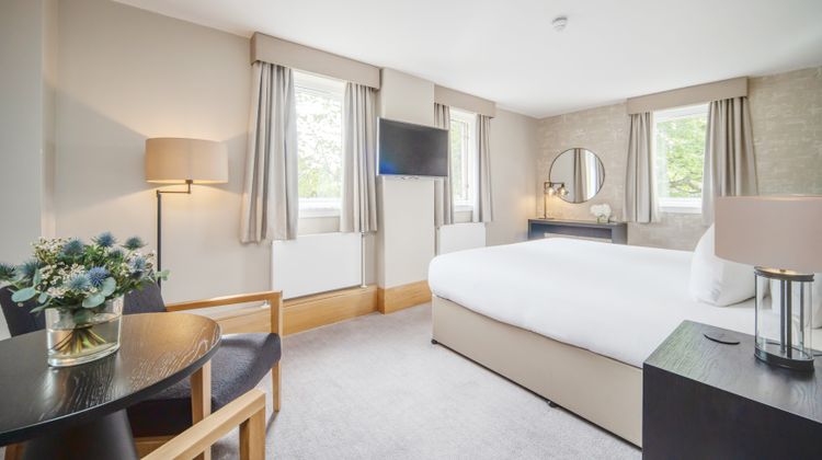 Salisbury Green And Conference Centre Room