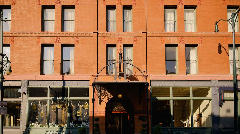 <b>The Oxford Hotel Exterior</b>. Images powered by <a href="https://www.leonardoworldwide.com/" title="Leonardo Worldwide" target="_blank">Leonardo</a>.
