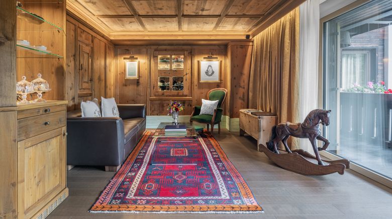 <b>Hotel La Perla Suite</b>. Images powered by <a href="https://www.leonardoworldwide.com/" title="Leonardo Worldwide" target="_blank">Leonardo</a>.