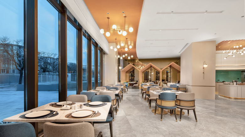 <b>Hilton Garden Inn Pengcheng Sqr Restaurant</b>. Images powered by <a href="https://www.leonardoworldwide.com/" title="Leonardo Worldwide" target="_blank">Leonardo</a>.