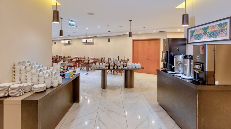 Holiday Inn Goiania Restaurant