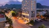 Tru by Hilton Hoa Binh City Centre Exterior