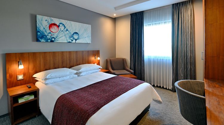 City Lodge Hotel Waterfall City Midrand Room