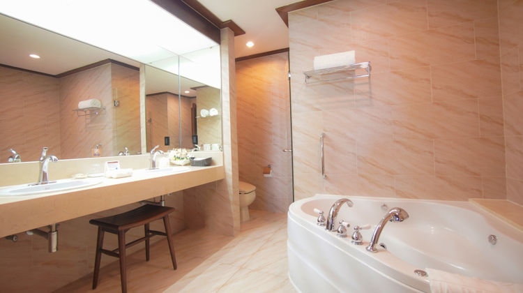 Aqua Resort Club Saipan Room