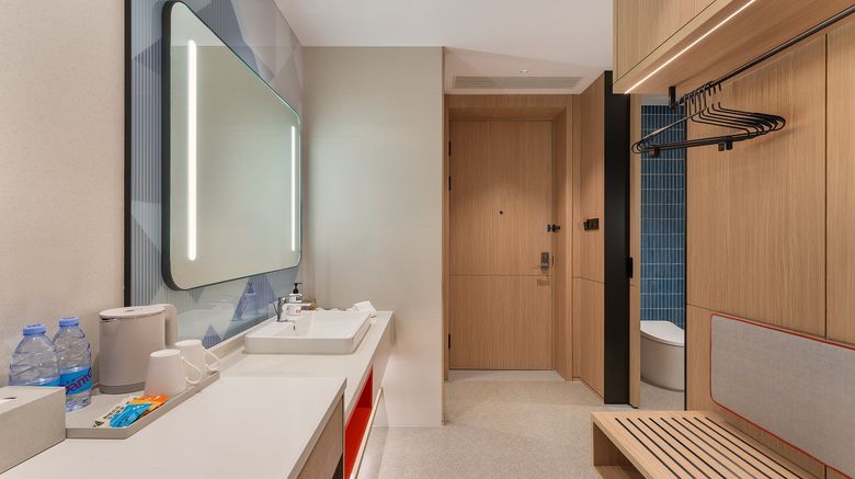 <b>Holiday Inn Exp Licheng Room</b>. Images powered by <a href="https://www.leonardoworldwide.com/" title="Leonardo Worldwide" target="_blank">Leonardo</a>.