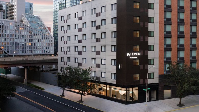 <b>EVEN Hotel Long Island City Exterior</b>. Images powered by <a href="https://www.leonardoworldwide.com/" title="Leonardo Worldwide" target="_blank">Leonardo</a>.