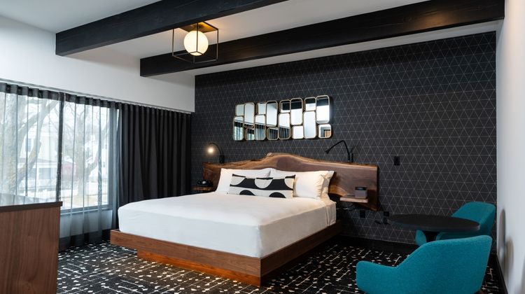 The Earl of Charlevoix Room
