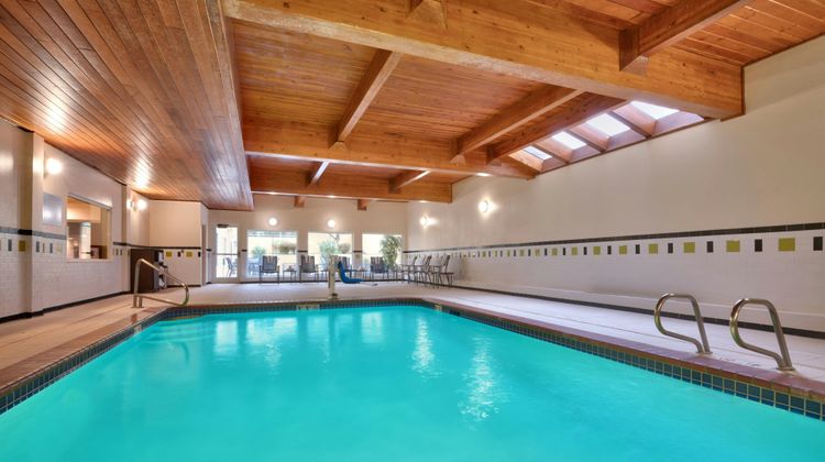 Fairfield Inn & Suites Bellevue/Redmond Pool