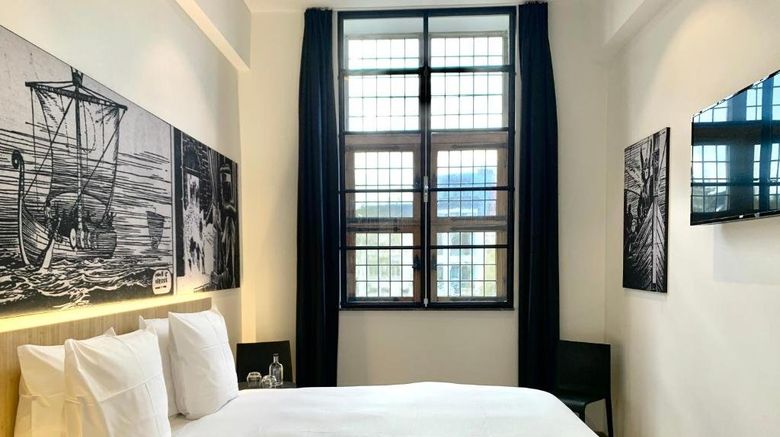 <b>Ghent Urbanist Hotel Room</b>. Images powered by <a href="https://www.leonardoworldwide.com/" title="Leonardo Worldwide" target="_blank">Leonardo</a>.
