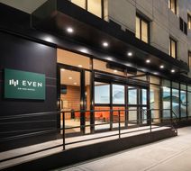 EVEN Hotel Long Island City Exterior